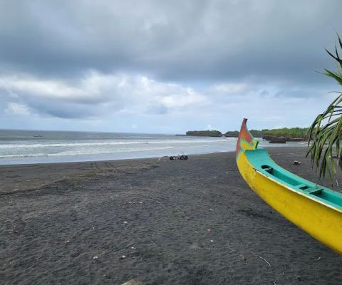 Pantai Kelecung