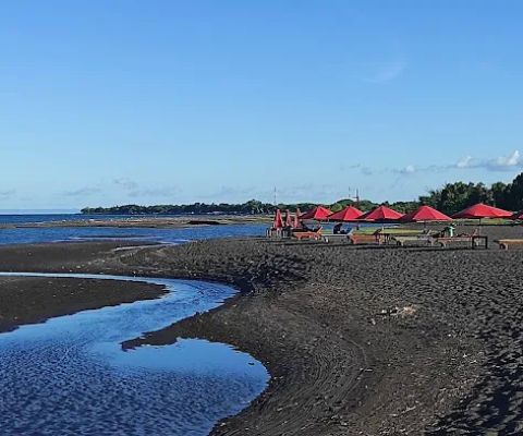 Panorama Pantai Boom Banyuwangi