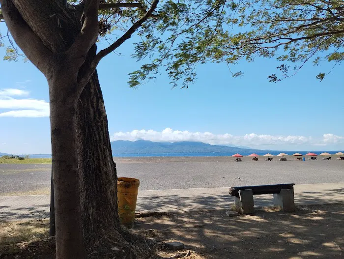 Panorama Pantai Boom Banyuwangi 9