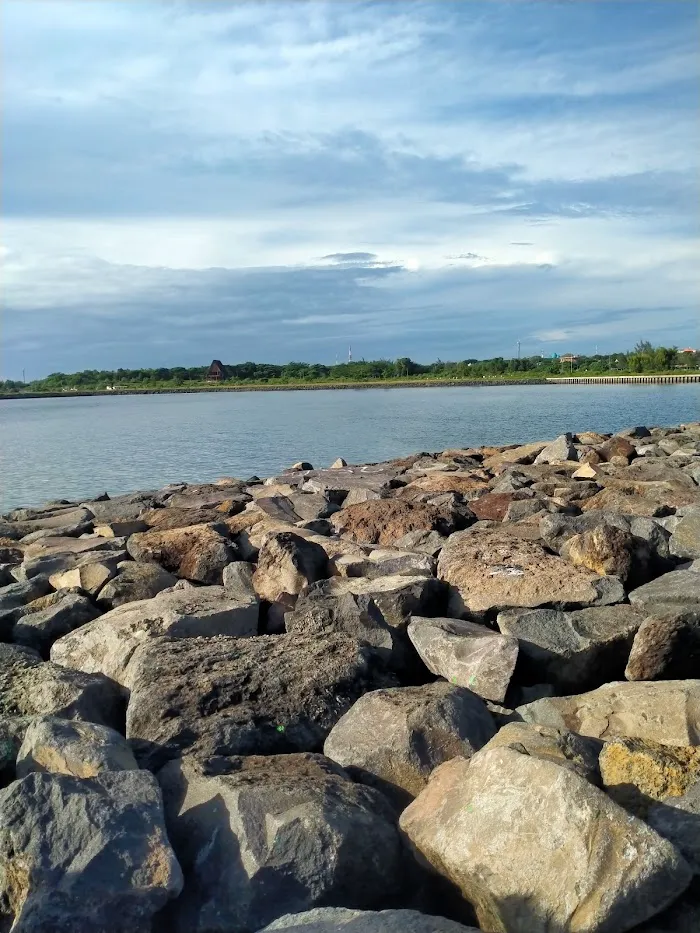 Pantai ancol plengsengan 1