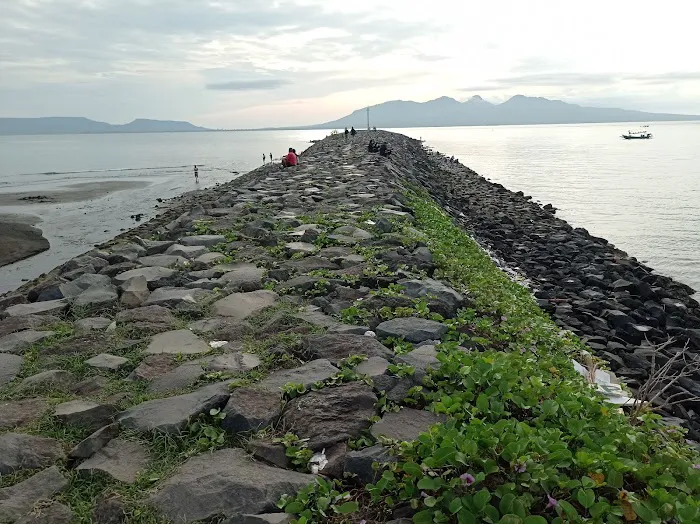 Pantai ancol plengsengan 4