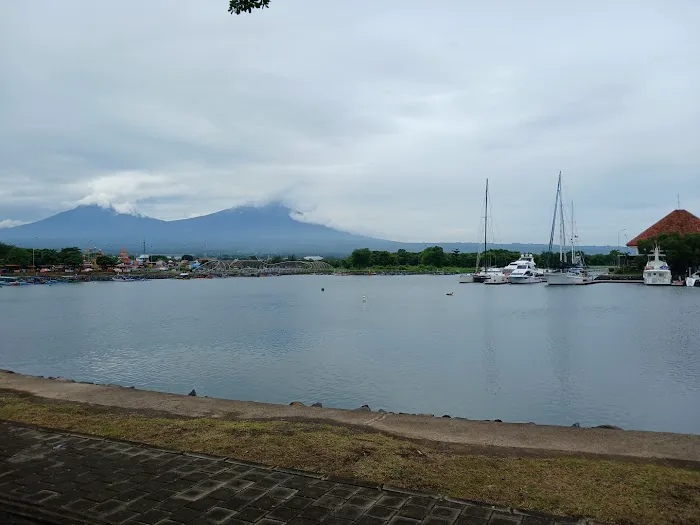 Pantai Boom Marina 7