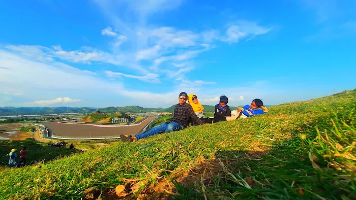 Bukit Seger 8