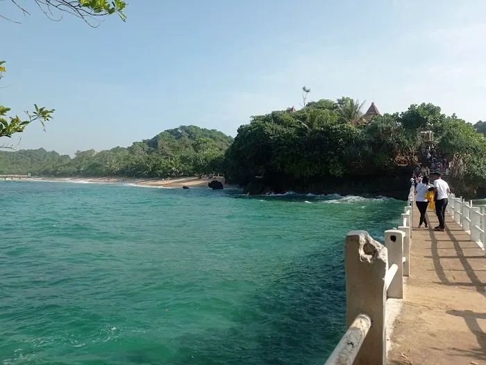 Pantai Balekambang ꦥꦼꦱꦶꦱꦶꦂꦧꦭꦺꦏꦩ꧀ꦧꦁ 2