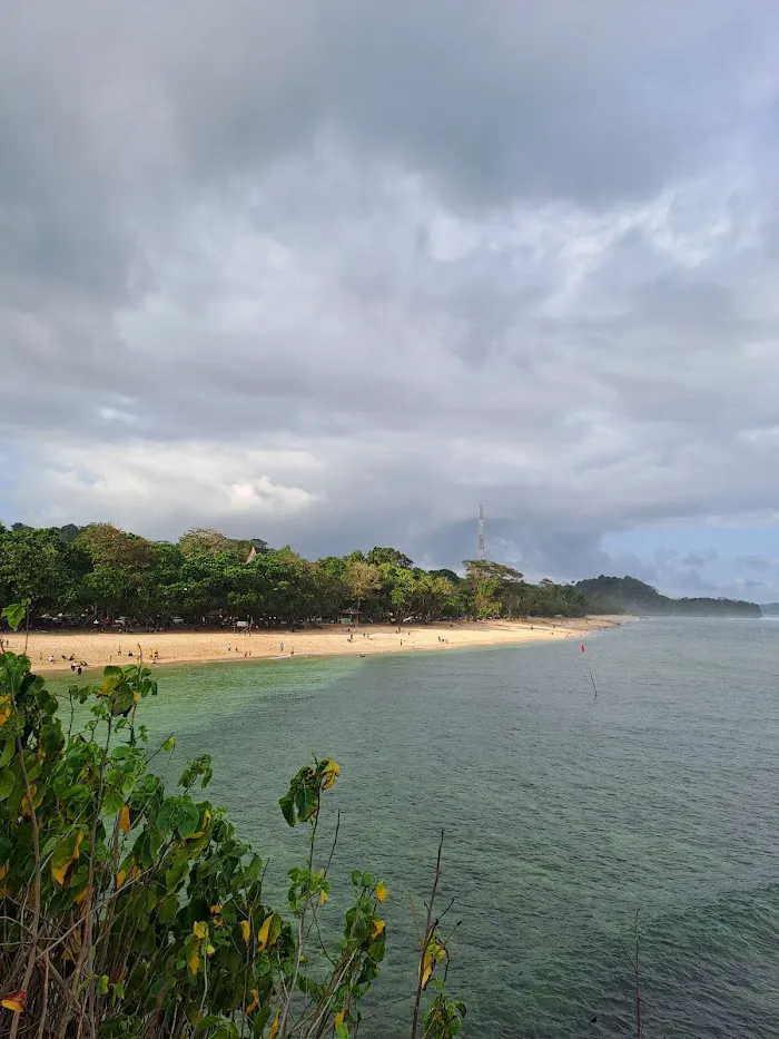 Pantai Balekambang ꦥꦼꦱꦶꦱꦶꦂꦧꦭꦺꦏꦩ꧀ꦧꦁ 5