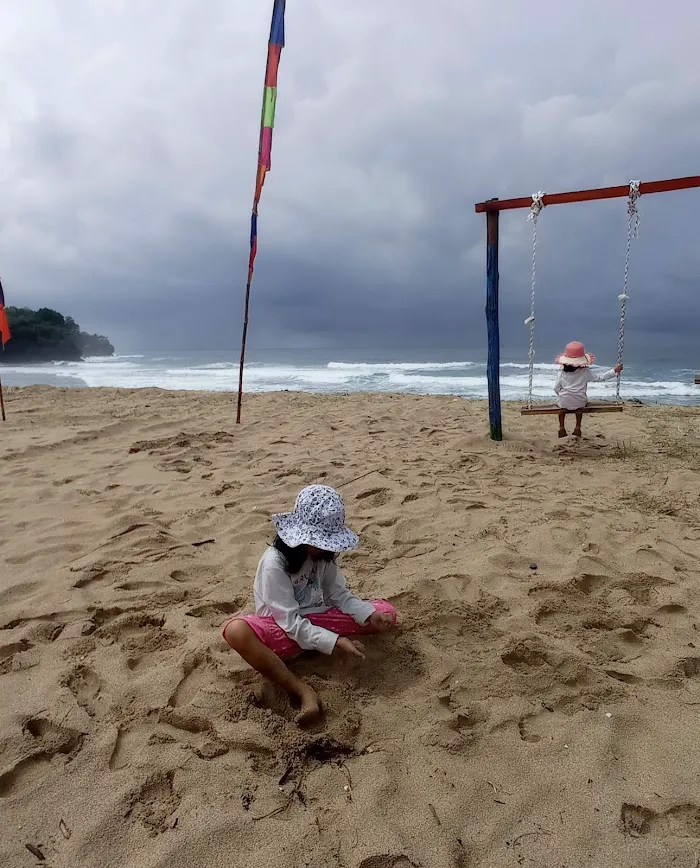 Pantai Molang 2