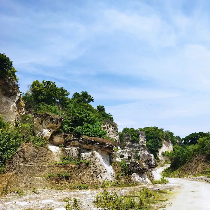 Gunung Kapur Suci 2
