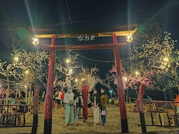 Nakama Cafe Taman Sakura 5
