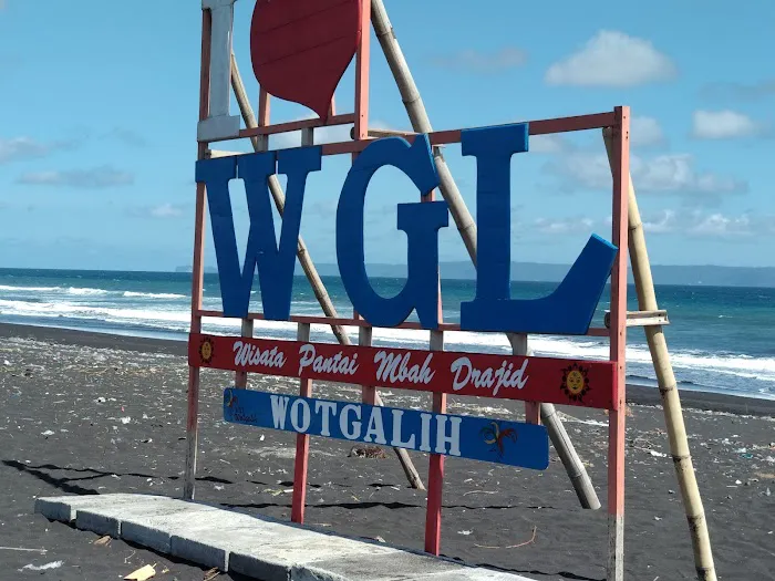 Pantai Mbah Drajid Wotgalih 3