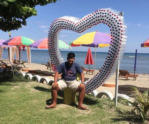 Lawere Beach Bonging Ponging