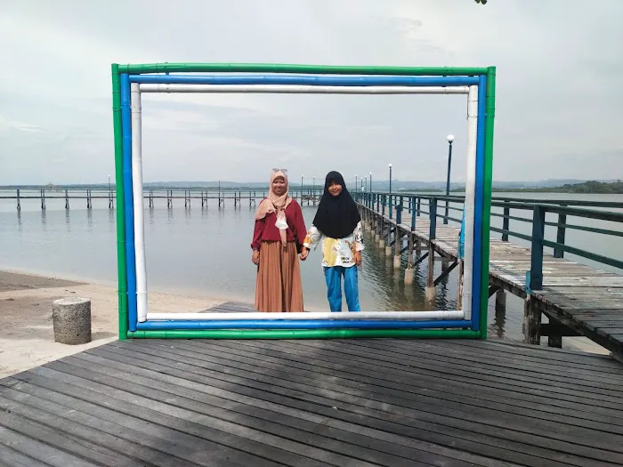 Menralo Beach & Resort 9