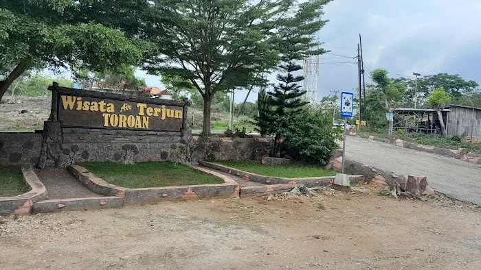 Air Terjun Toroan 3
