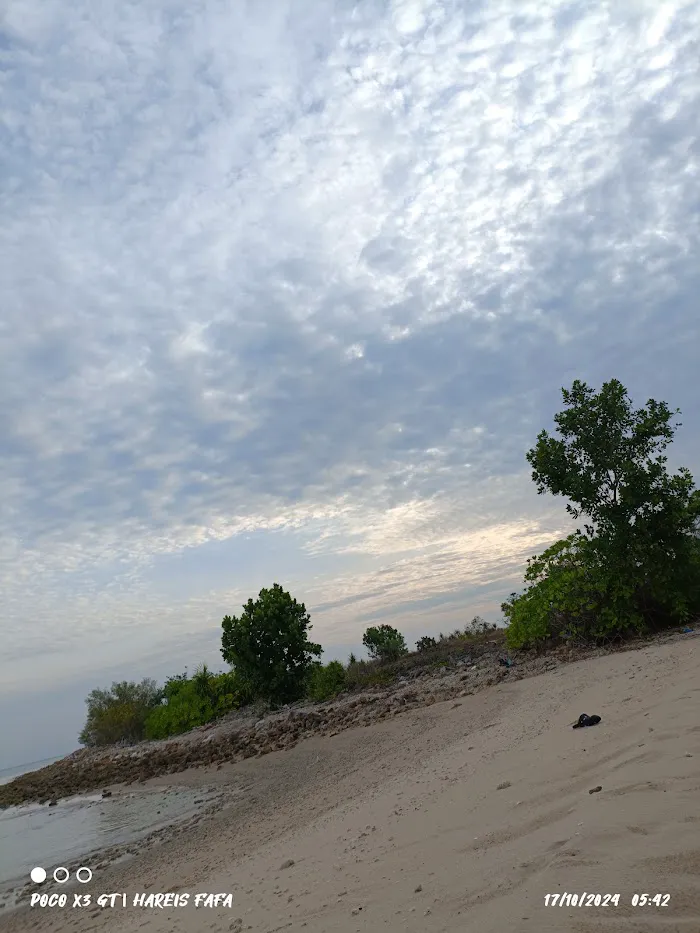 Pantai Topoh 7