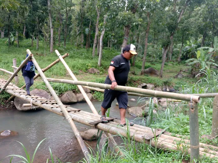 Watu Delean Camp and Playground 7