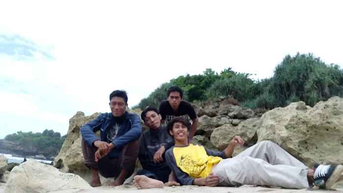 Pantai Legundi 9