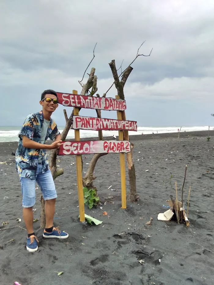 Watu Pecak Beach 5