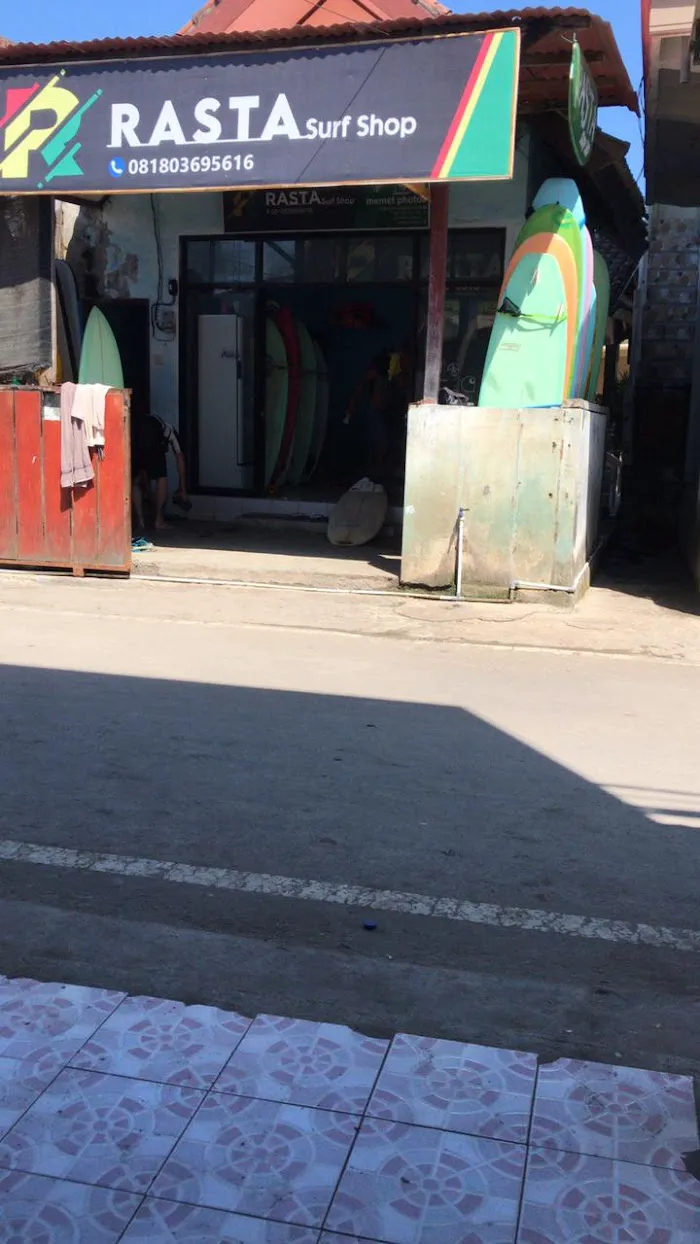 Gerupuk Alon surf lesson 2