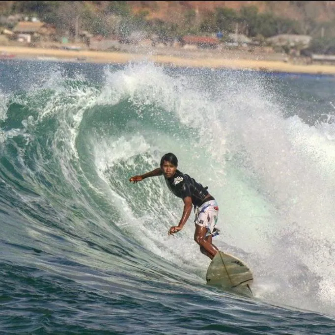 Gerupuk Alon surf lesson 1