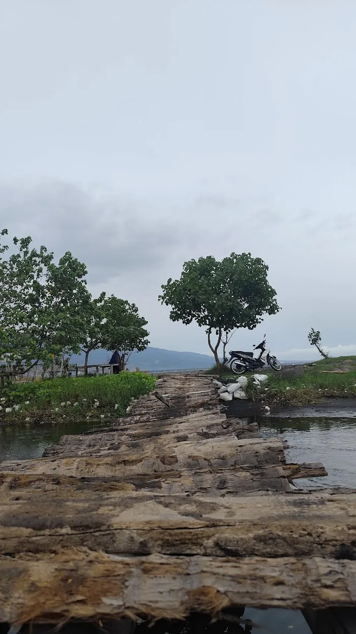 Pantai Ketapang 1