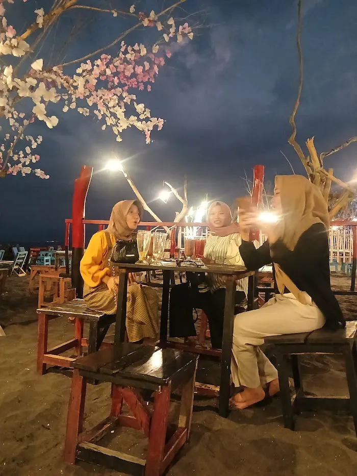 Pantai Ketapang 7
