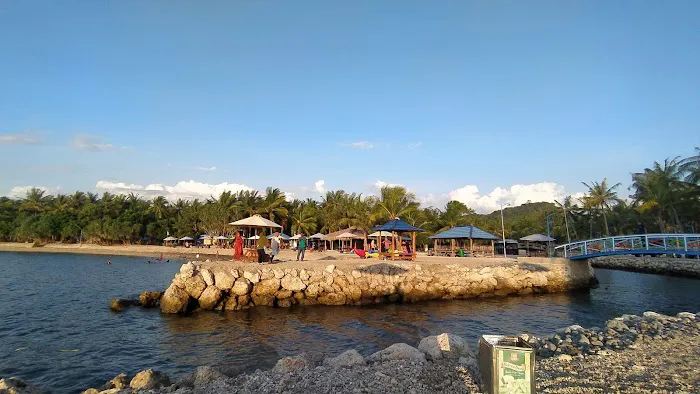 Gelora Beach - Meno Sumbawa 7