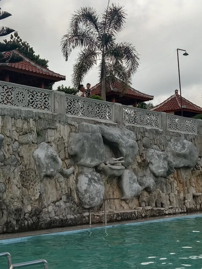 Kolam renang batu santek 2