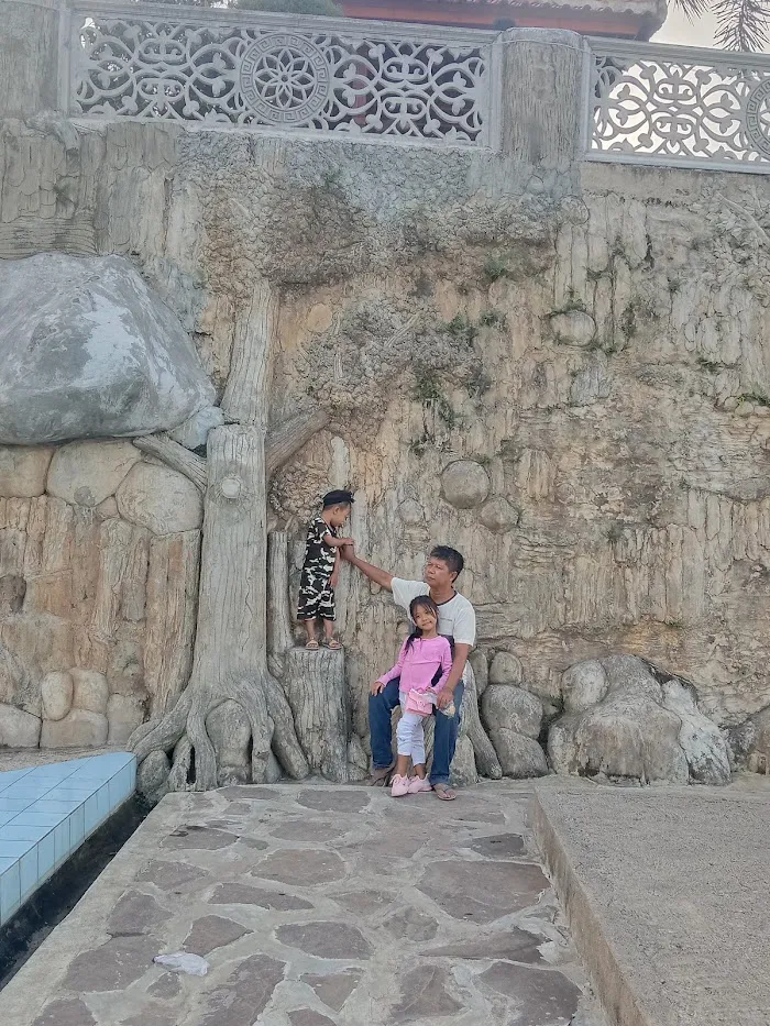 Kolam renang batu santek 3