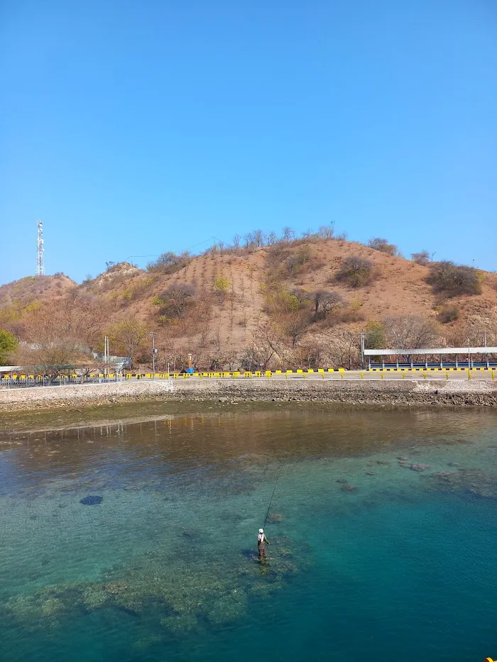 Pantai Lampu Ijo 7
