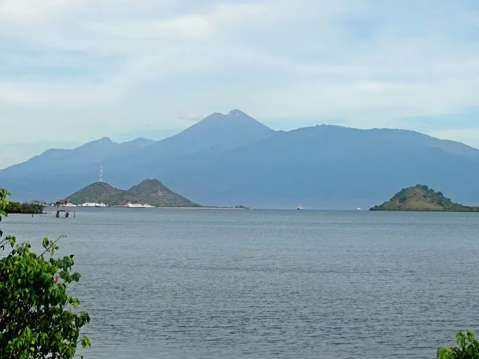 Pantai Lampu Ijo 9