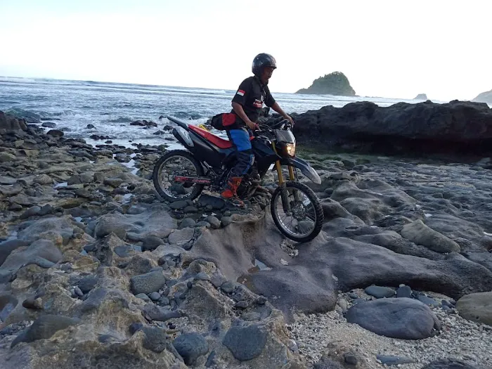 Pantai Mekaki 1