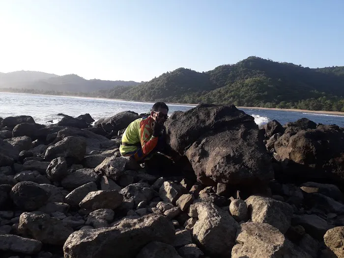 Pantai Mekaki 9
