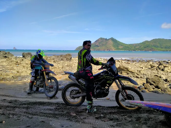 Pantai Mekaki 4