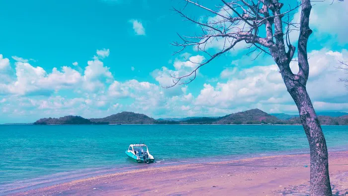 Pantai Labuan Poh 4