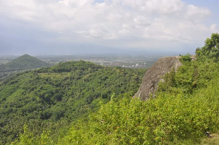 Gunung Batu Idung 4