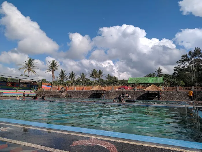 WISATA EMBULAN BOROQ DEWI ANJANI 0