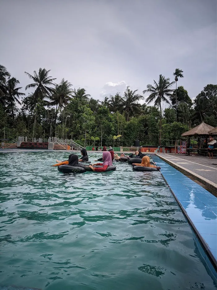 WISATA EMBULAN BOROQ DEWI ANJANI 2