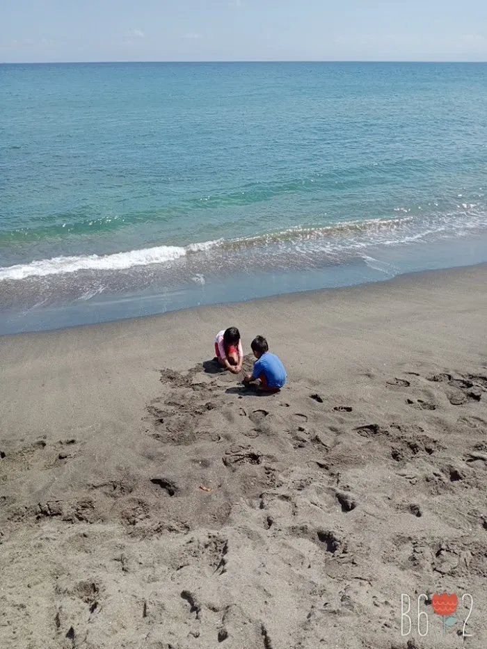 Pantai Duduk 4
