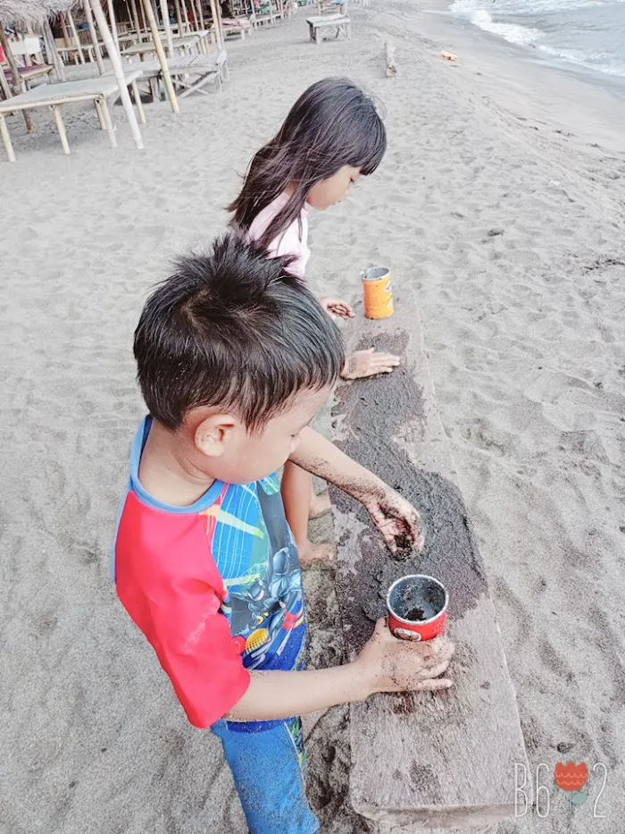 Pantai Duduk 9
