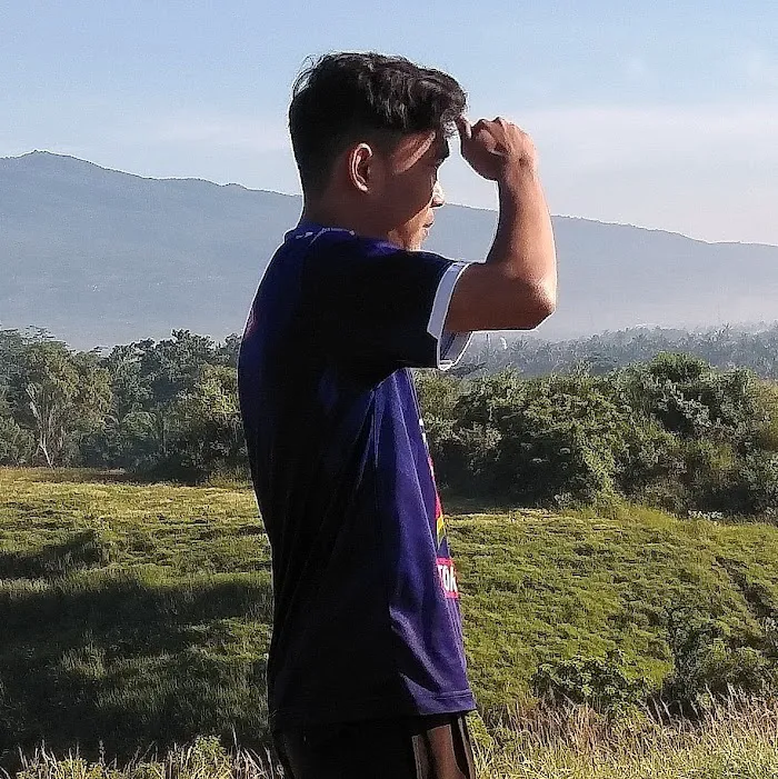 Bukit Teletubies Anggaraksa 0