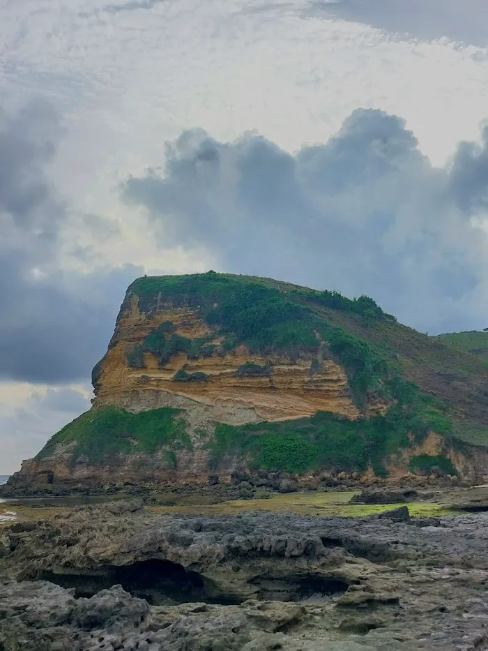 Ebuak Gerupuk Beach 7