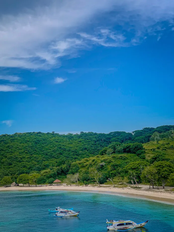 Penyebrangan Ke Pink beach lombok 8