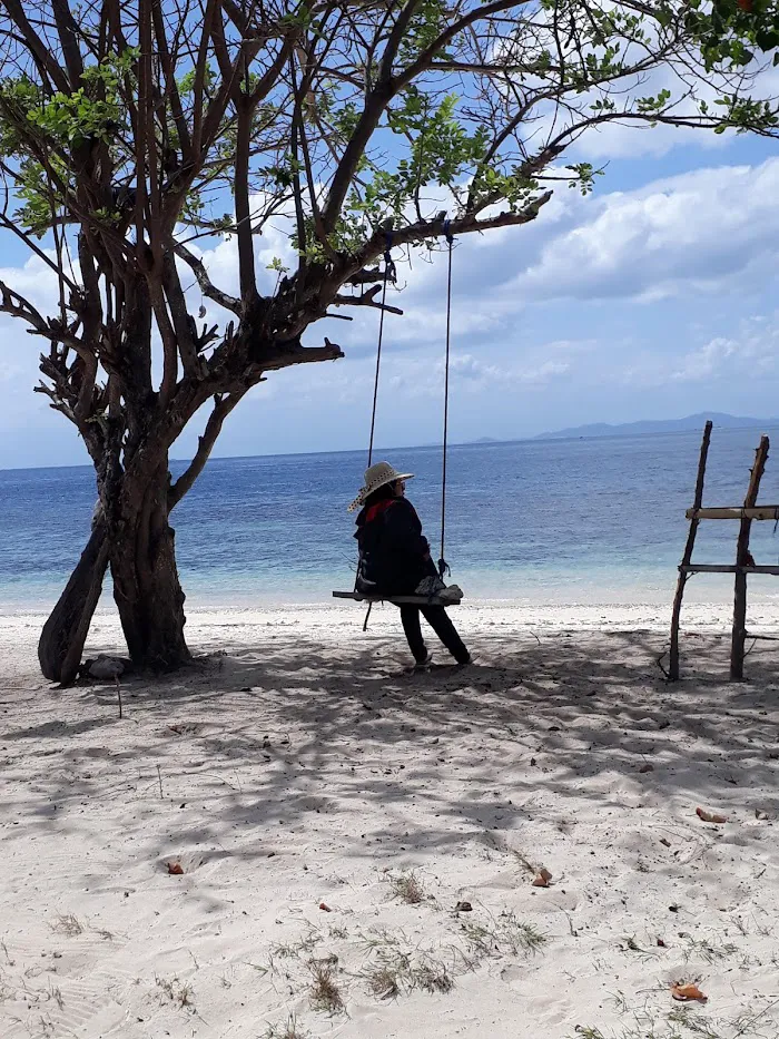 Pantai Kores 4