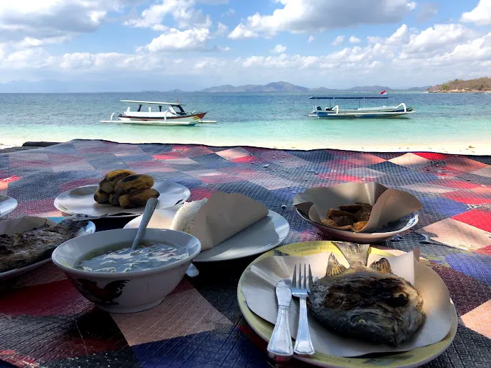 GILI TANGKONG BEACH 1