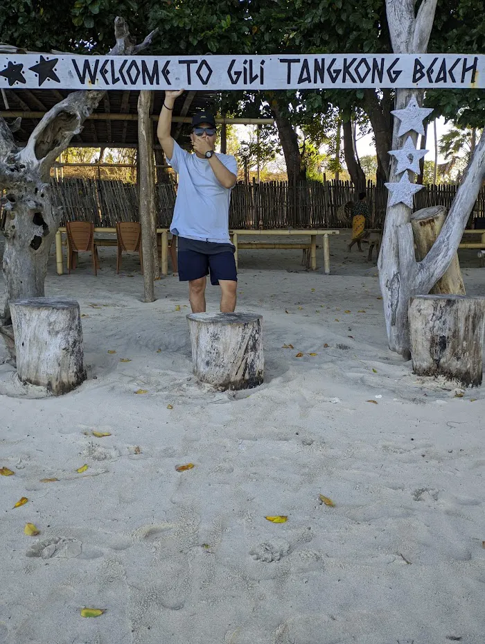 GILI TANGKONG BEACH 8