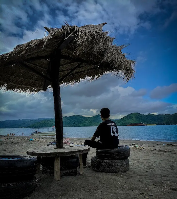 Pantai Napak Tilas 8