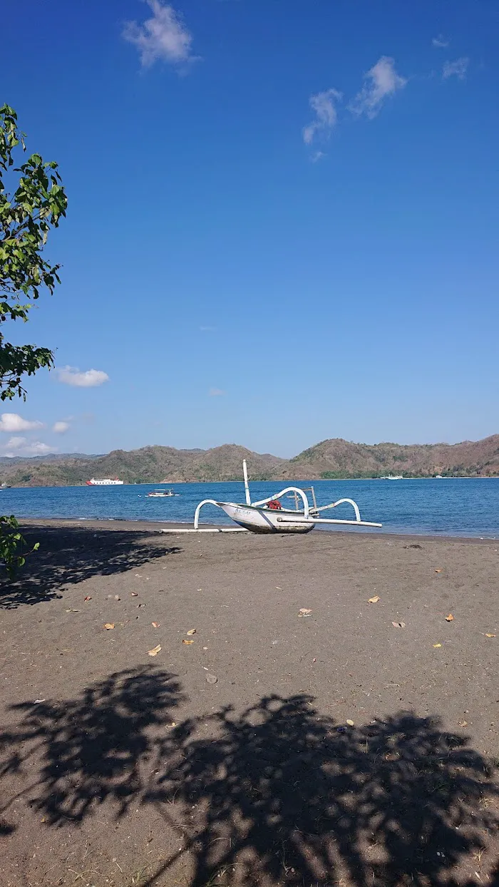 Pantai Napak Tilas 7