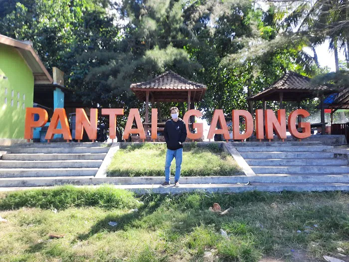 Ikan Bakar Pantai Gading Ibu Nur 0