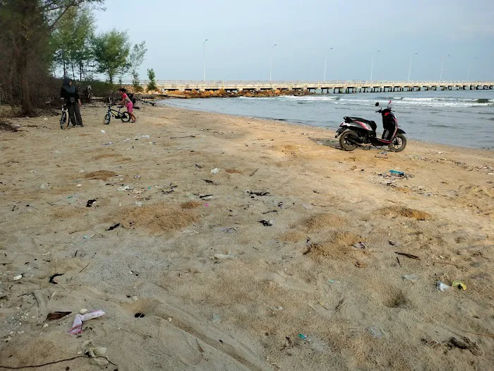 Pantai Dermaga 4