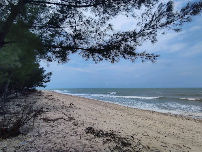 Pantai Sumur Pawon 7
