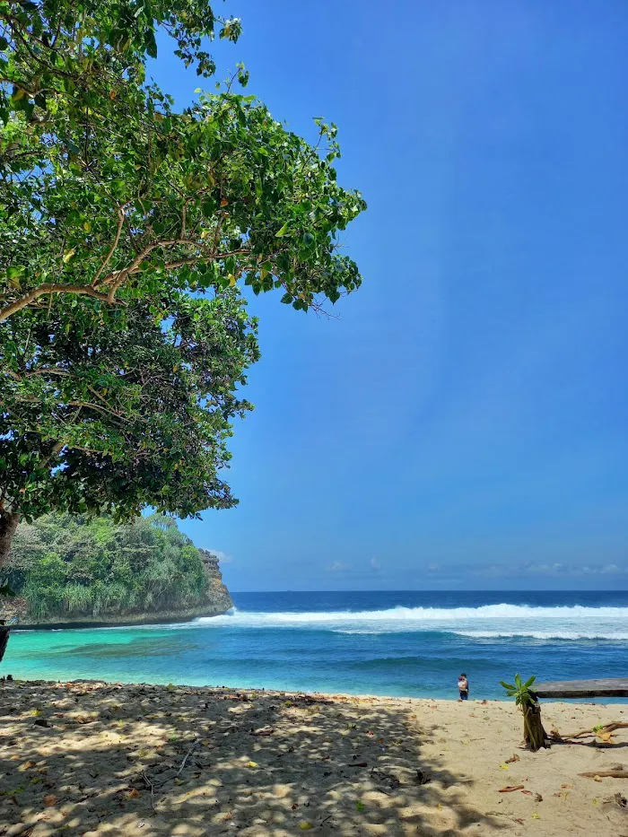 Pantai Ngudel 2